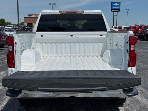 Used 2025 Chevrolet Silverado 1500 LT AWD/4WD image 5