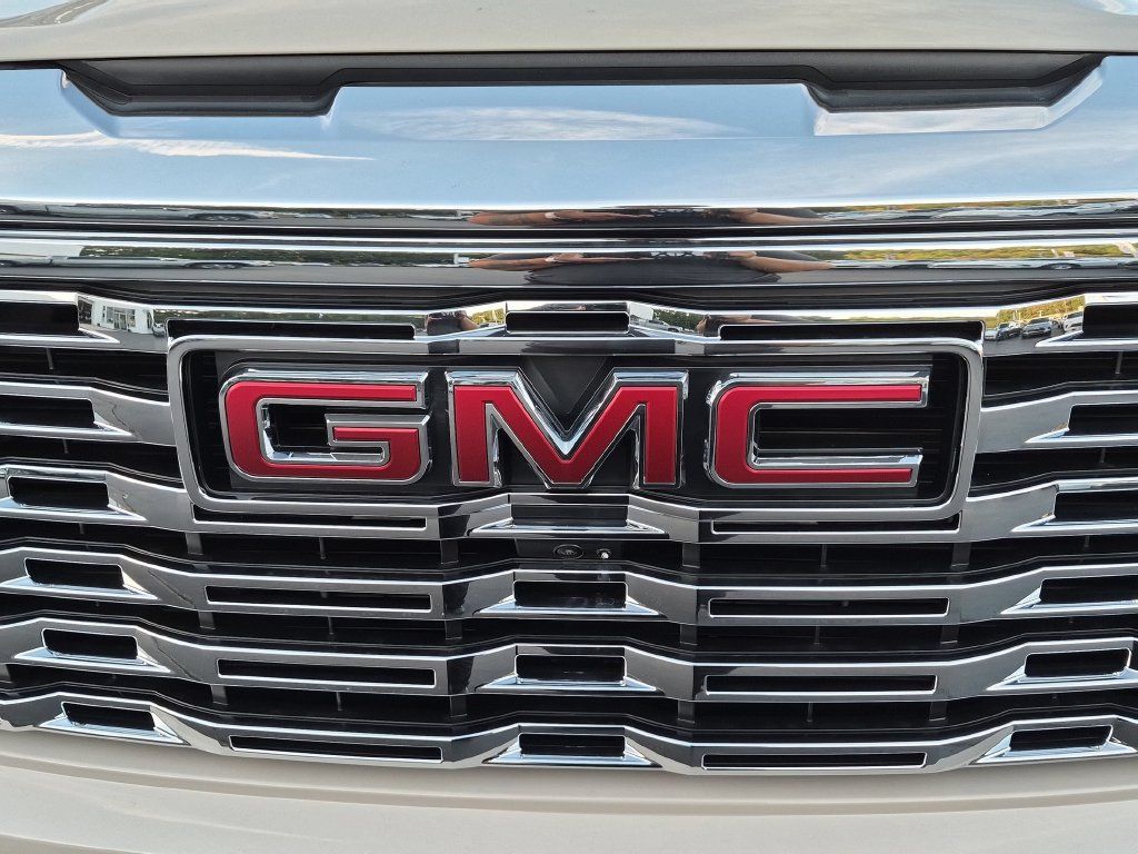 New 2026 GMC Sierra 1500 Denali AWD/4WD image 10