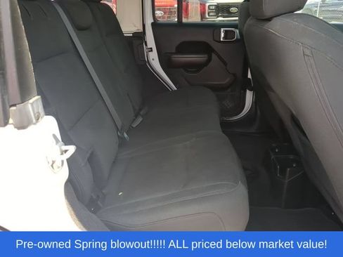 Used 2018 Jeep Wrangler Unlimited Sport S AWD/4WD image 39
