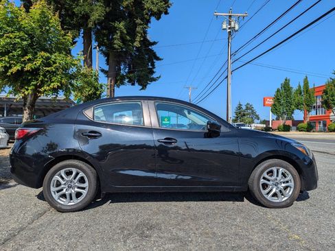 Used 2018 Toyota Yaris iA image 7