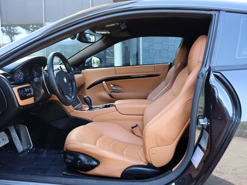 Used 2014 Maserati GranTurismo Sport image 26
