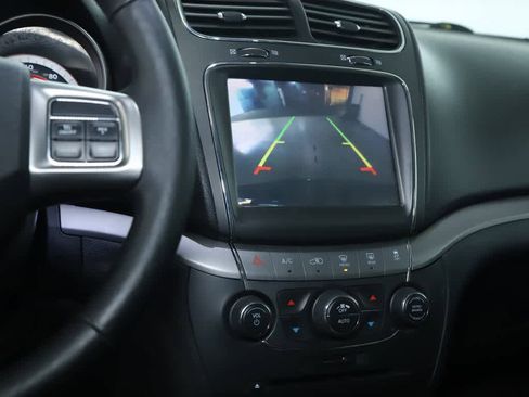 Used 2017 Dodge Journey Crossroad w/ Popular Equipment Group image 30