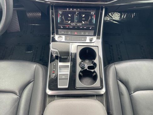 Used 2023 Audi Q7 3.0T Premium Plus image 17