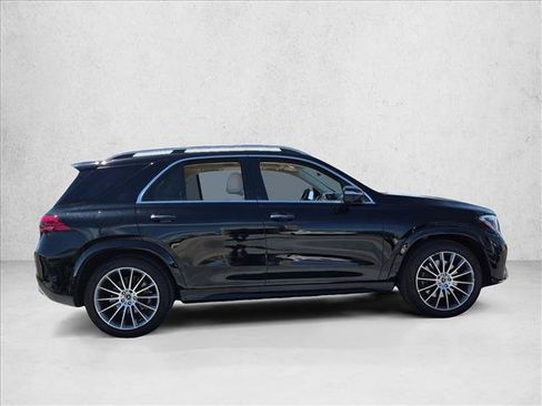 Used 2024 Mercedes-Benz GLE 350 4MATIC image 4