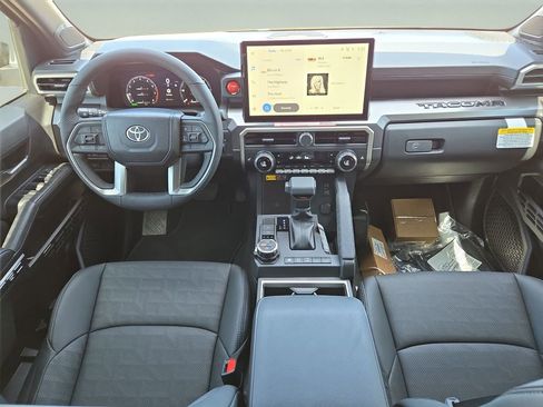New 2026 Toyota Tacoma TRD Off-Road w/ TRD Off Road Premium Package AWD/4WD image 9