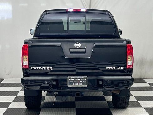 Used 2014 Nissan Frontier PRO-4X image 6