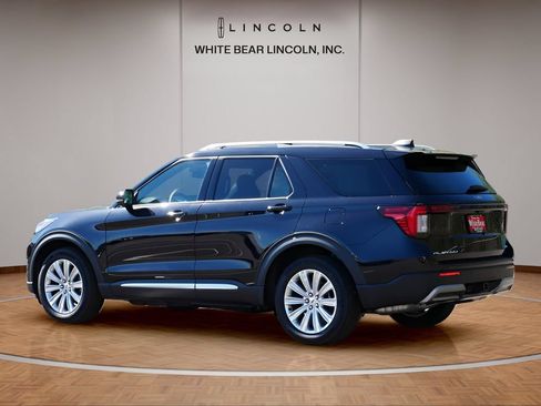 Used 2025 Ford Explorer Platinum w/ LUX Leather Package AWD/4WD image 7