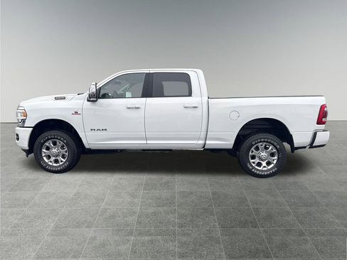Used 2024 RAM 2500 Laramie image 2