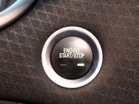 Used 2022 Chevrolet Malibu LT image 22