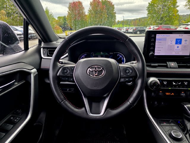 Used 2022 Toyota RAV4 SE w/ Weather & Moonroof Package AWD/4WD image 25