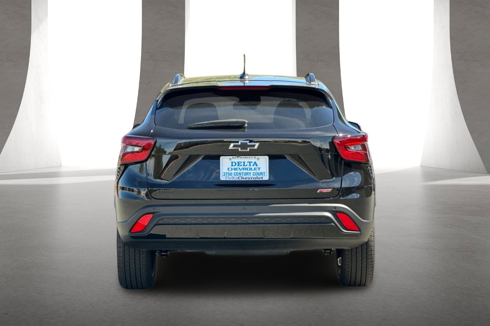 New 2026 Chevrolet Trax RS w/ Driver Confidence Package FWD image 5