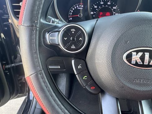 Used 2019 Kia Soul + FWD image 22