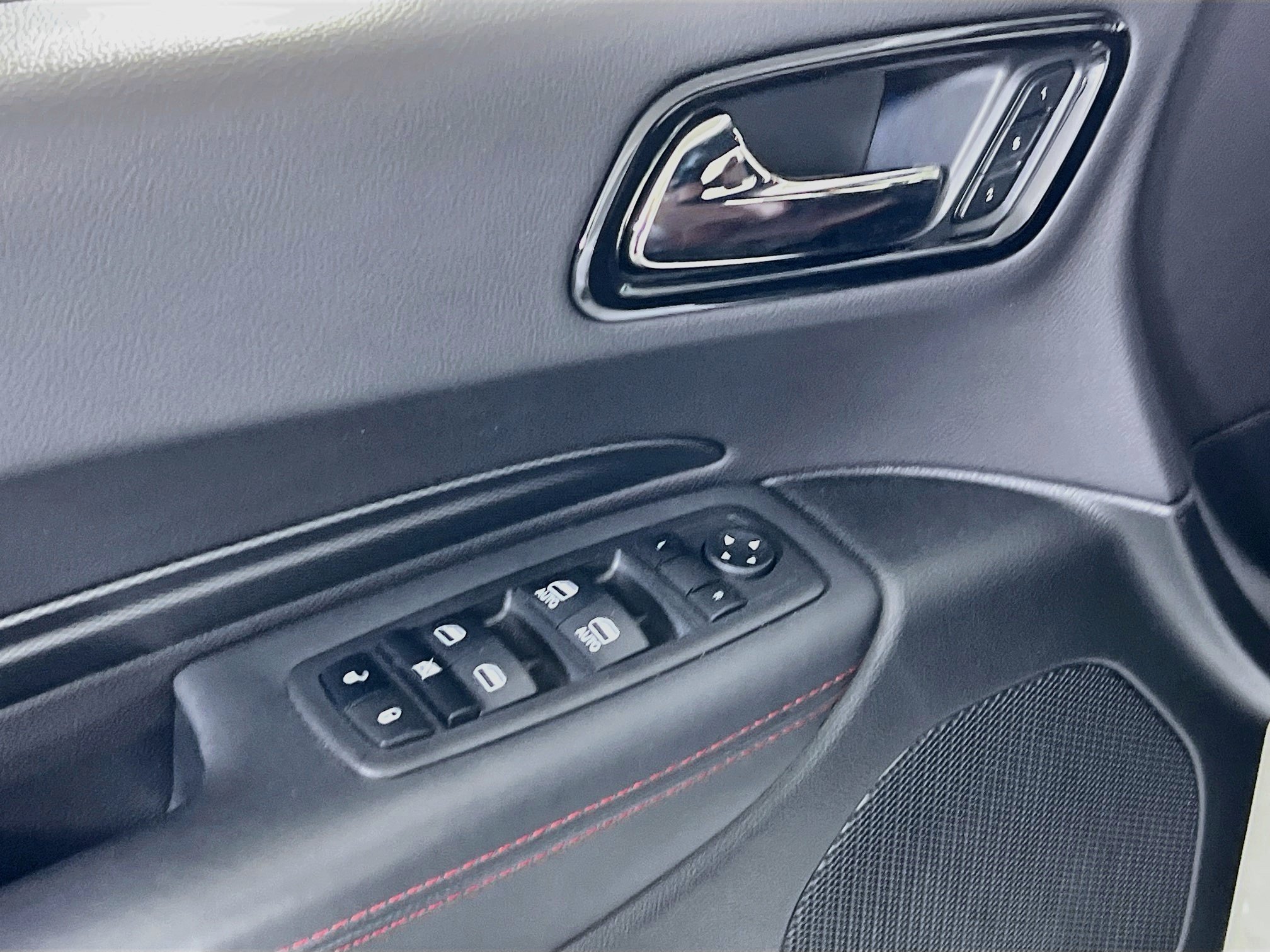 Used 2023 Dodge Durango R/T AWD/4WD image 18