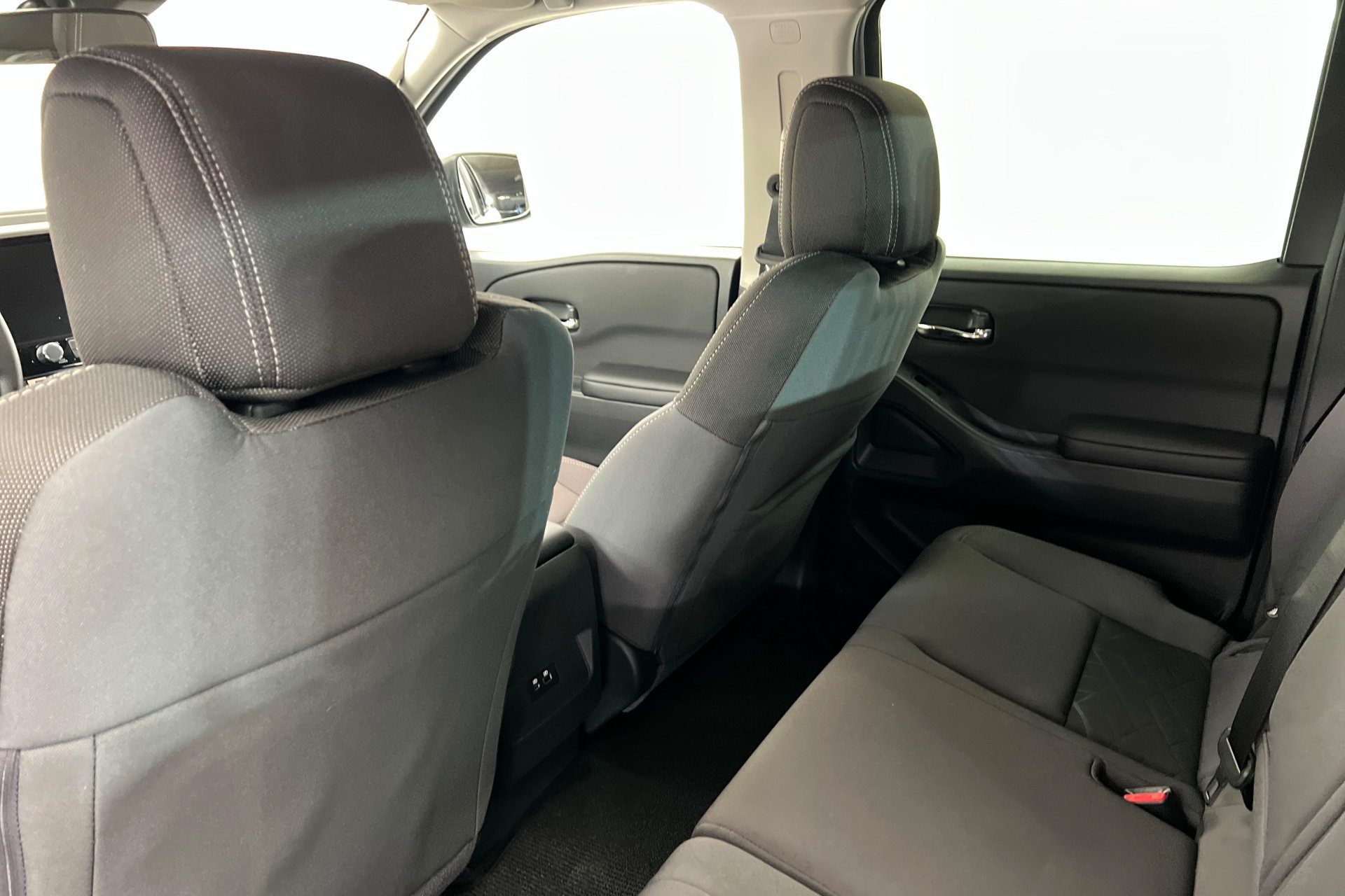 New 2026 Nissan Frontier SV w/ Tow Package AWD/4WD image 19