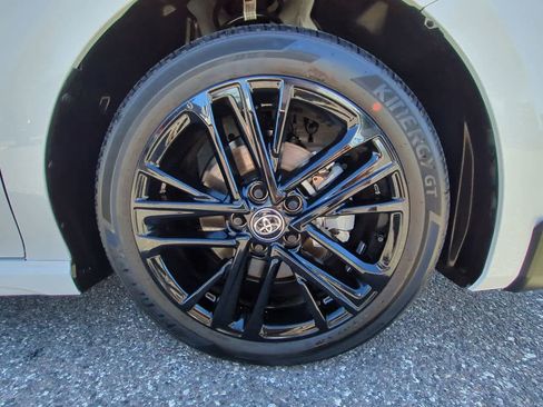 Certified 2026 Toyota Camry SE image 11