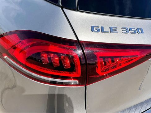 Used 2020 Mercedes-Benz GLE 350 w/ Premium Package image 29