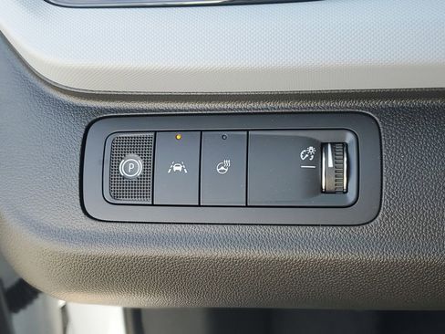 New 2027 Chevrolet Bolt LT image 22