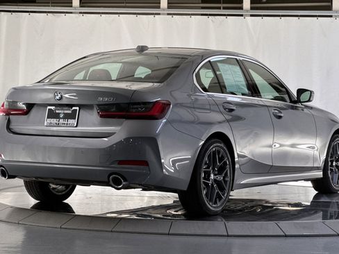 Used 2025 BMW 330i Sedan w/ Convenience Package RWD image 8