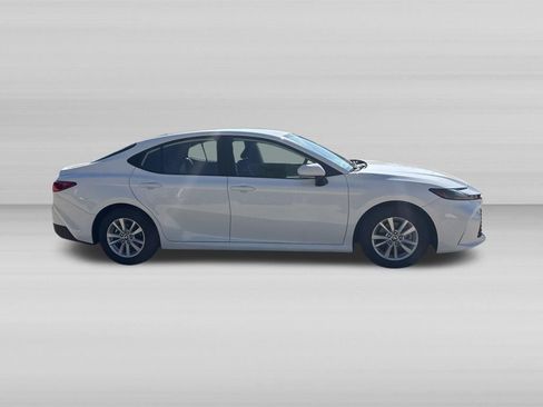 Used 2026 Toyota Camry LE FWD image 3