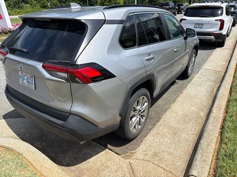 Used 2023 Toyota RAV4 XLE Premium FWD image 6