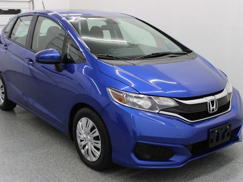 Used 2018 Honda Fit LX image 4