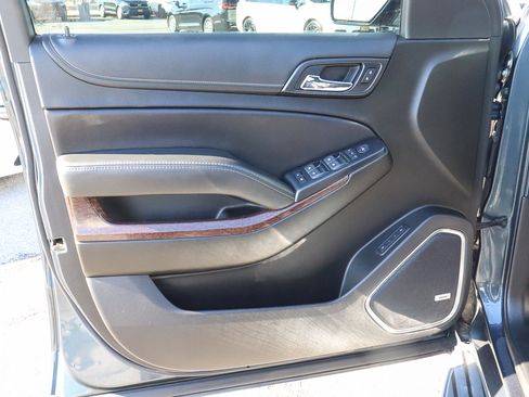 Used 2019 GMC Yukon XL SLT w/ Open Road Package image 14