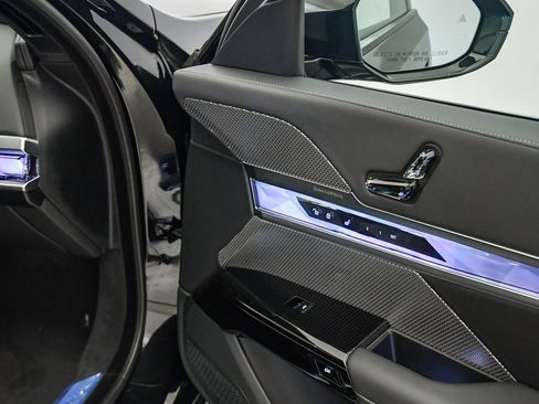 New 2026 BMW 740i w/ Premium Package image 22