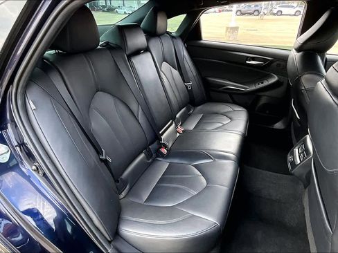 Used 2021 Toyota Avalon XLE w/ Carpet Mat Package (TMS) image 19