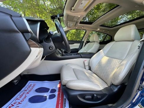 Used 2017 Nissan Maxima Platinum w/ Medallion Package FWD image 41