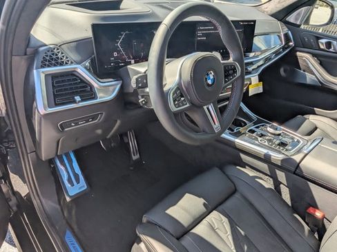 New 2026 BMW X7 M60i image 3