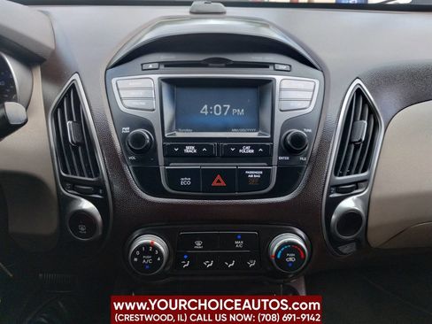 Used 2015 Hyundai Tucson SE FWD image 28
