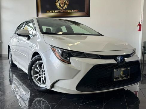 Used 2020 Toyota Corolla LE image 1