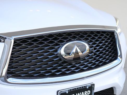 Certified 2025 INFINITI QX50 Luxe image 11