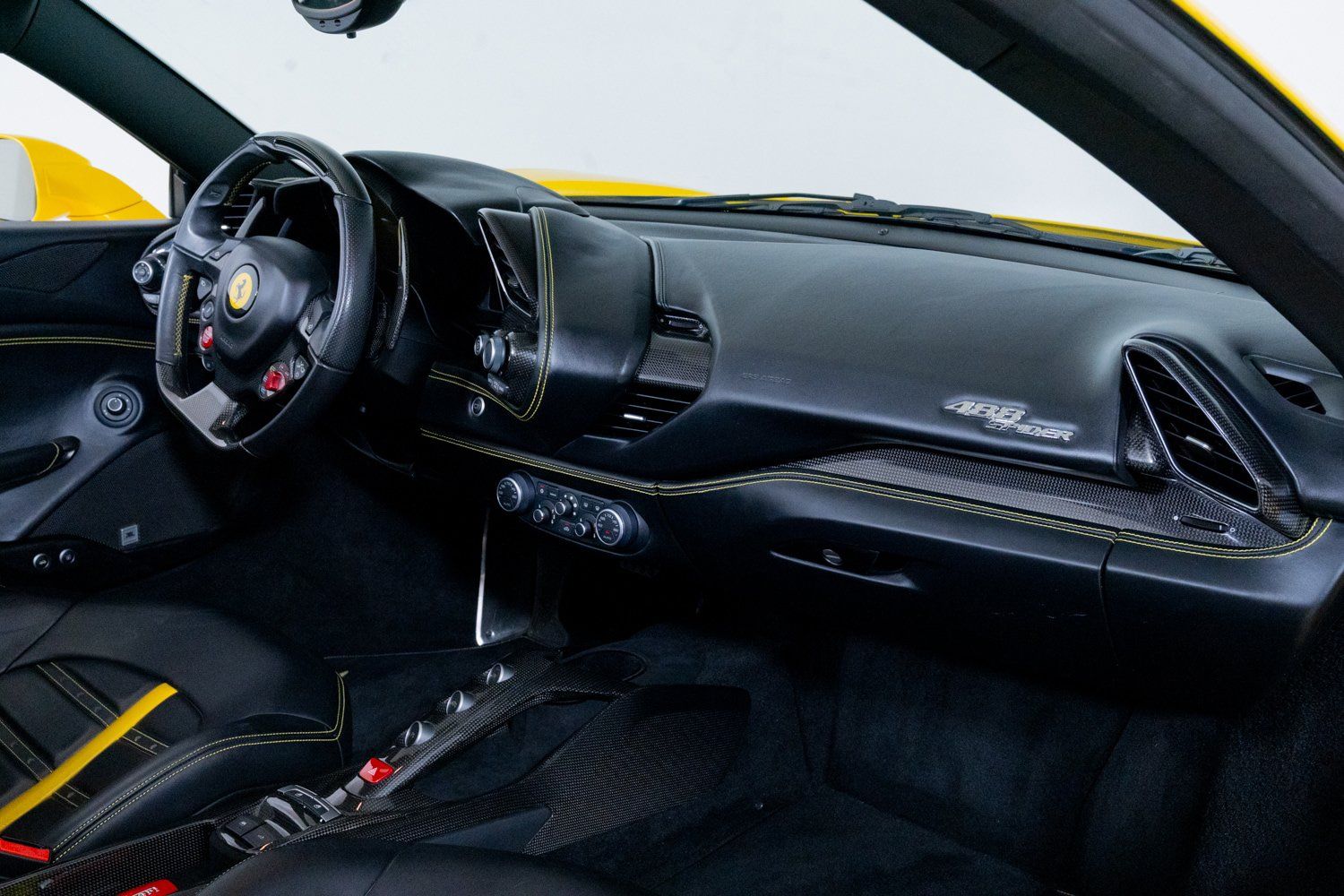 Used 2017 Ferrari 488 Spider RWD image 39