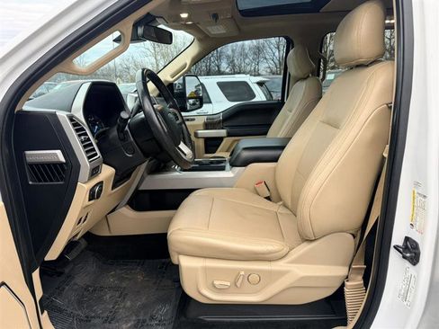 Used 2017 Ford F350 Lariat w/ Lariat Ultimate Package image 28