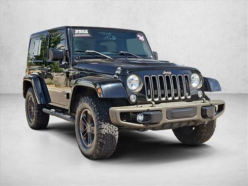 Used 2016 Jeep Wrangler Sahara AWD/4WD image 3