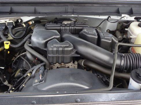 Used 2015 Ford F350 XL image 13