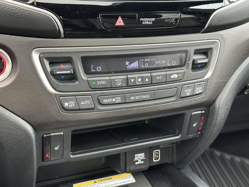 Used 2022 Honda Passport TrailSport image 29