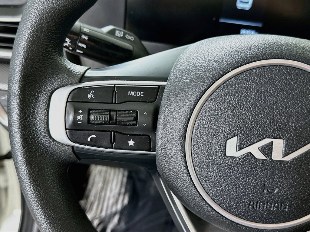 Used 2023 Kia Sportage LX AWD/4WD image 22