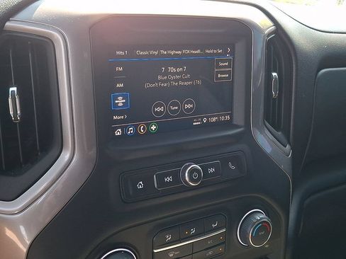 Used 2023 Chevrolet Silverado 1500 Custom AWD/4WD image 3