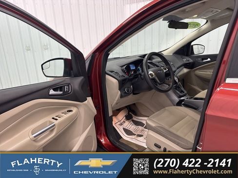 Used 2015 Ford Escape SE AWD/4WD image 10