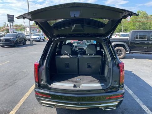 Used 2021 Cadillac XT6 Premium Luxury AWD/4WD image 7