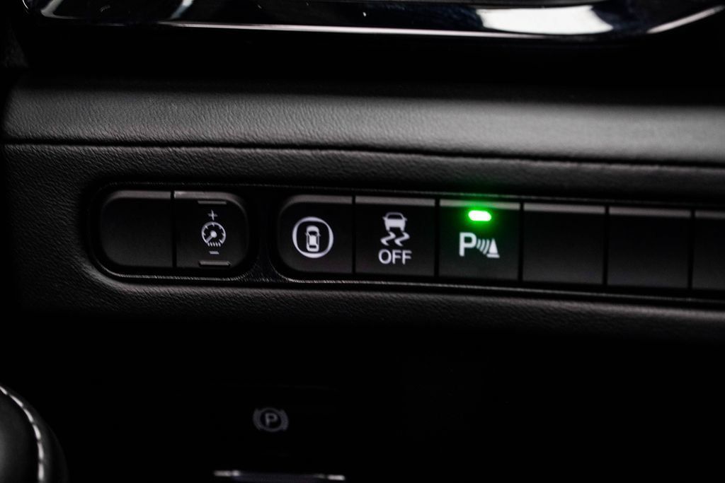 Used 2026 Acura MDX w/ Technology Package FWD image 35