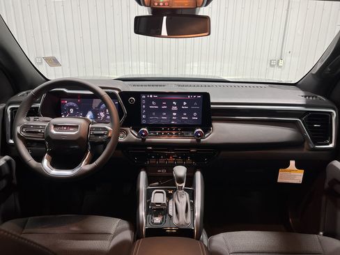 New 2025 GMC Canyon Elevation w/ Convenience Package image 19