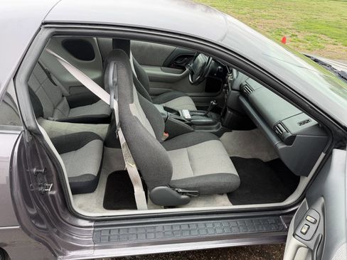 Used 1993 Chevrolet Camaro LT RWD image 16