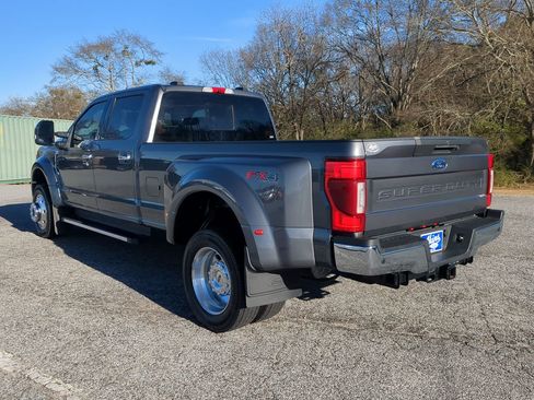 Certified 2021 Ford F450 Lariat w/ Lariat Ultimate Package image 5