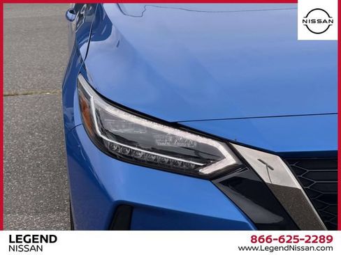 Certified 2023 Nissan Sentra SR w/ SR Premium Package FWD image 10