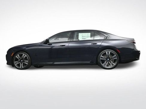 New 2026 BMW i7 xDrive60 w/ Executive Package AWD/4WD image 33