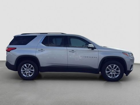 Used 2019 Chevrolet Traverse LT FWD image 7