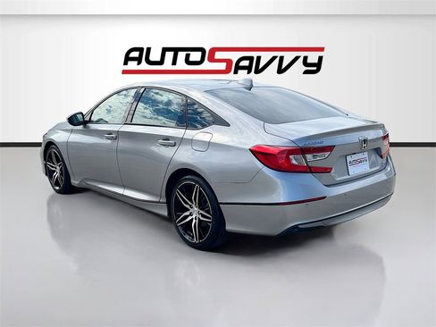 Used 2021 Honda Accord Touring image 5